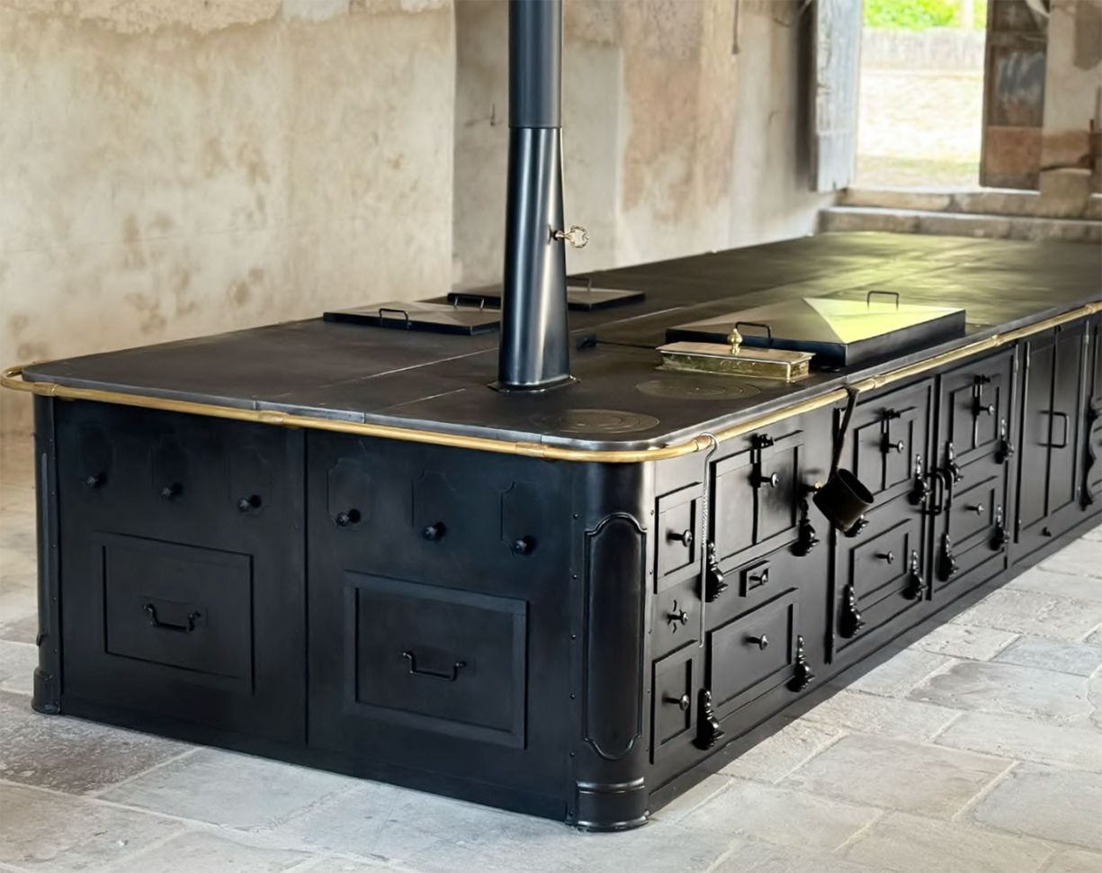 XXL wood-burning stove