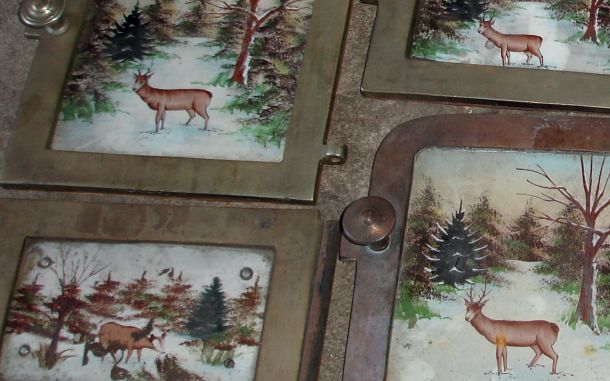 Céramique de fourneau thème animaux de la forêt